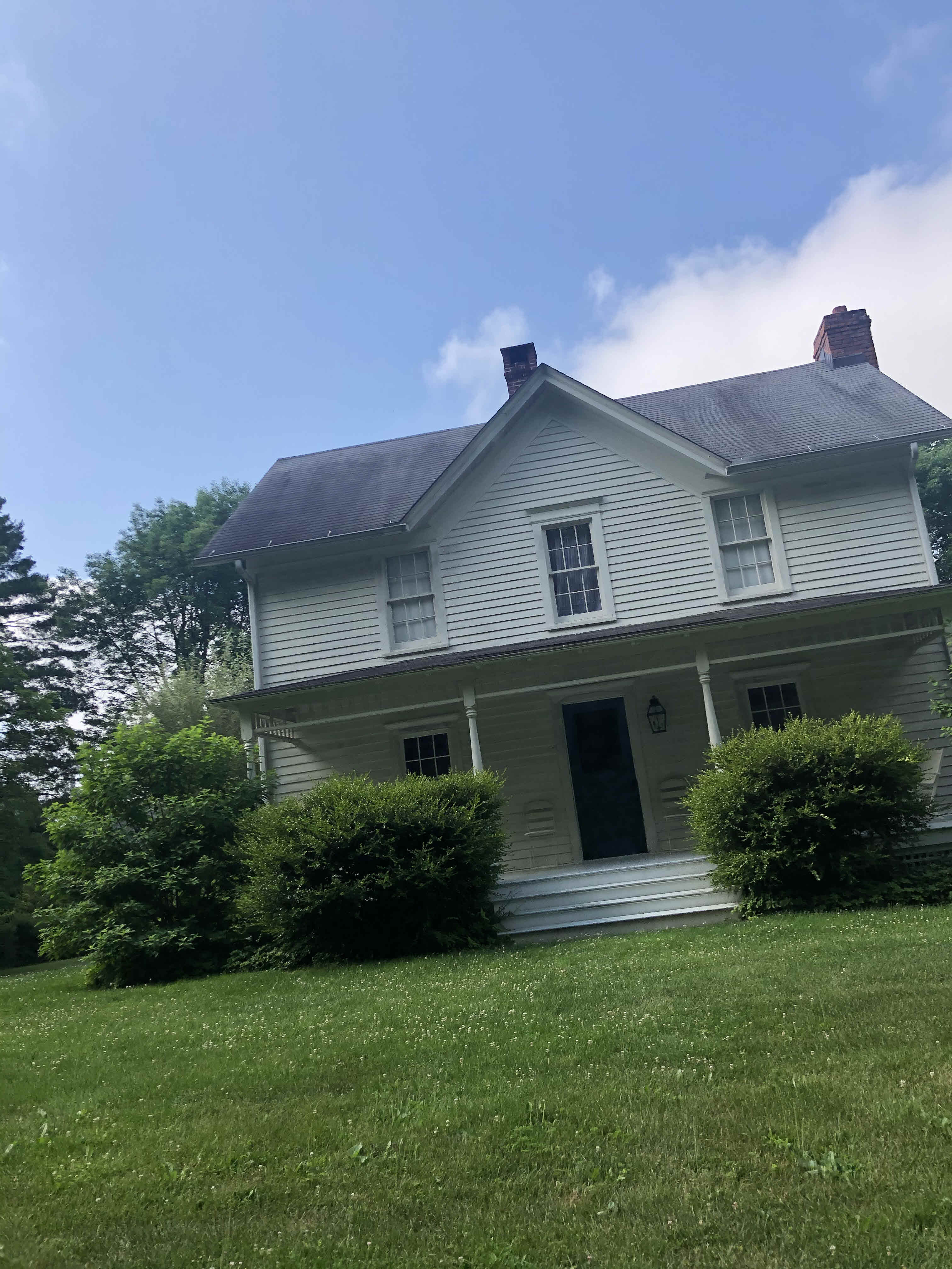 Building photograph for 231 WELLS HILL ROAD